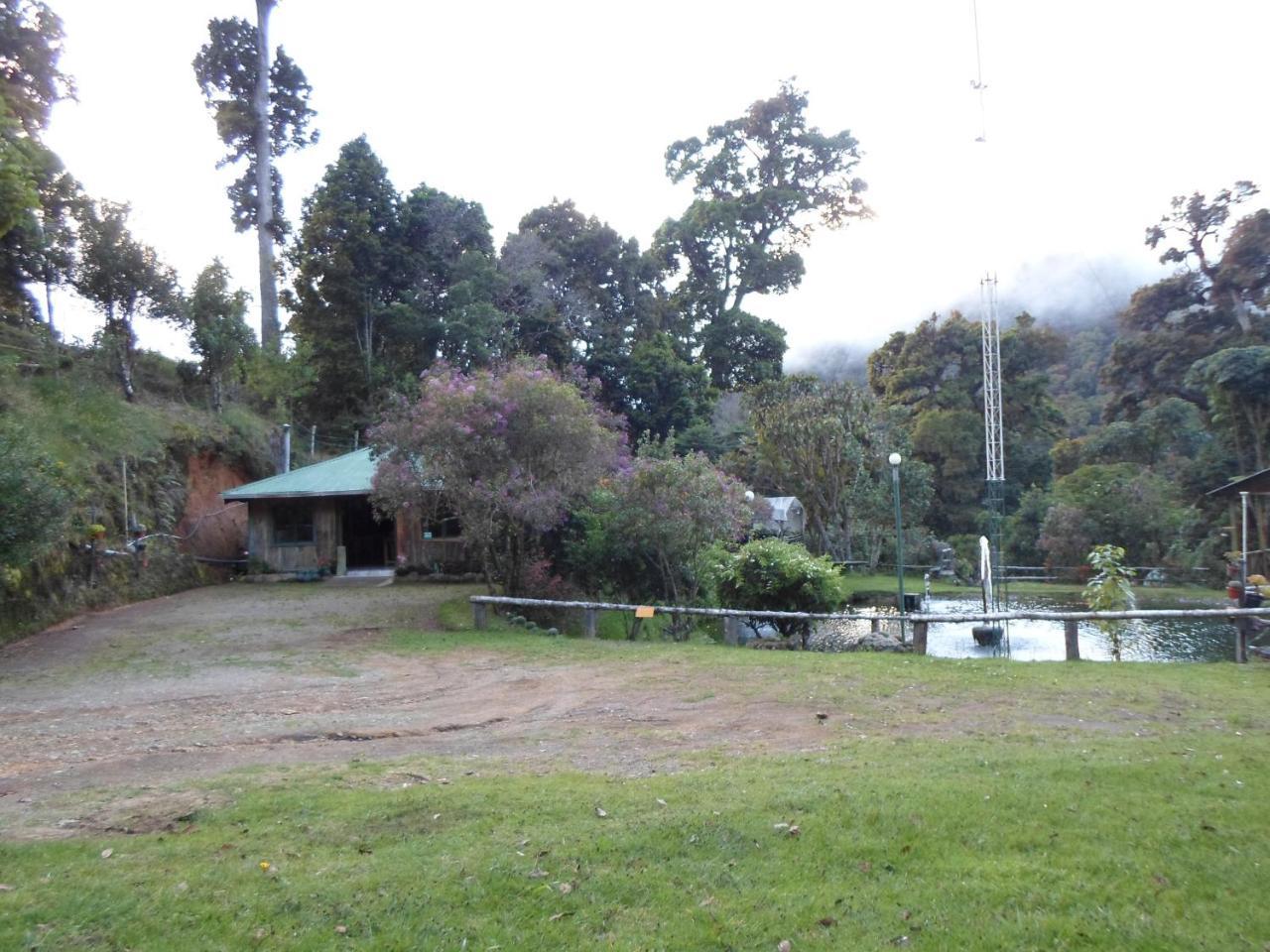 Cataratas San Gerardo de Dota
